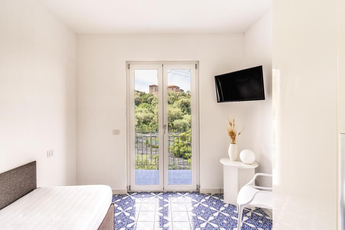 Appartement Nenni à Sorrente Extérieur photo