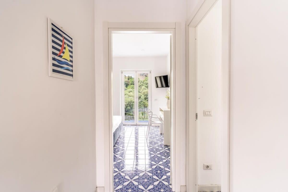 Appartement Nenni à Sorrente Extérieur photo